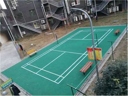 羽毛球場地施工004